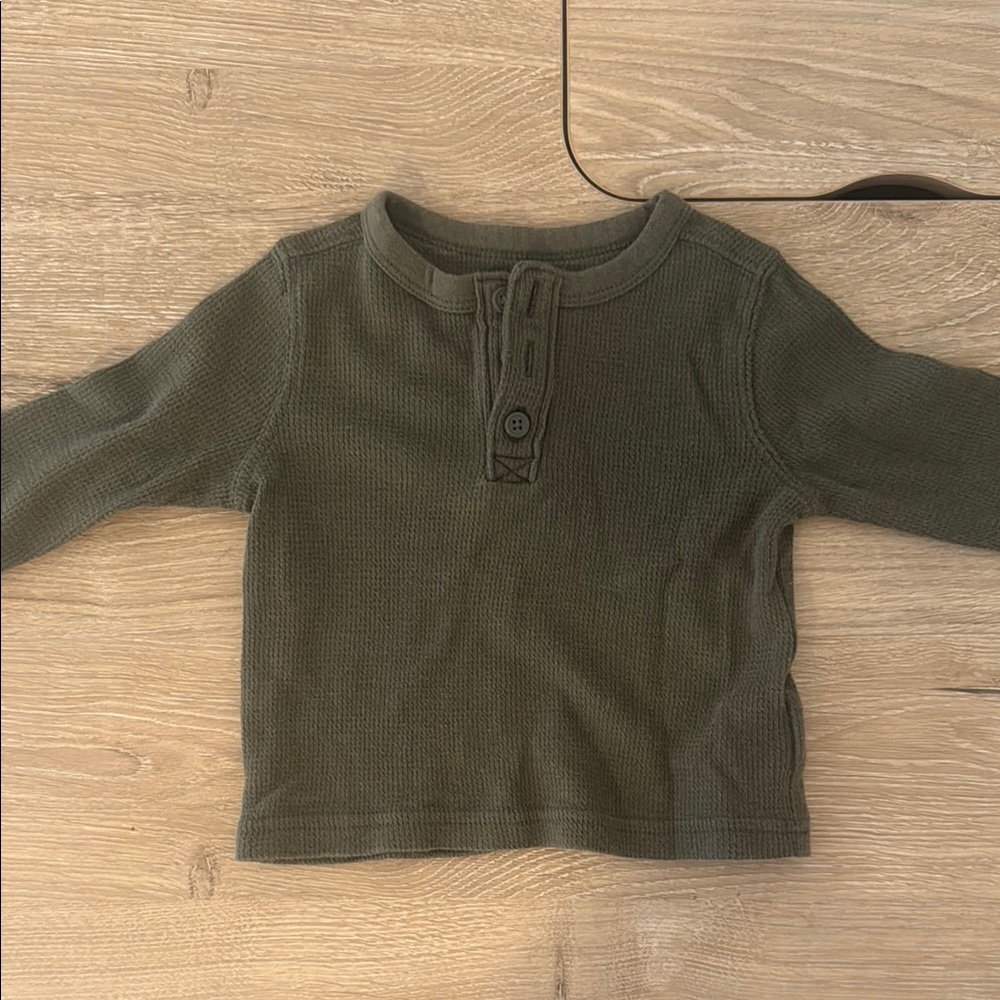 Kids Olive Green Long Sleeve Shirt SIZE 12-18 MONTHS